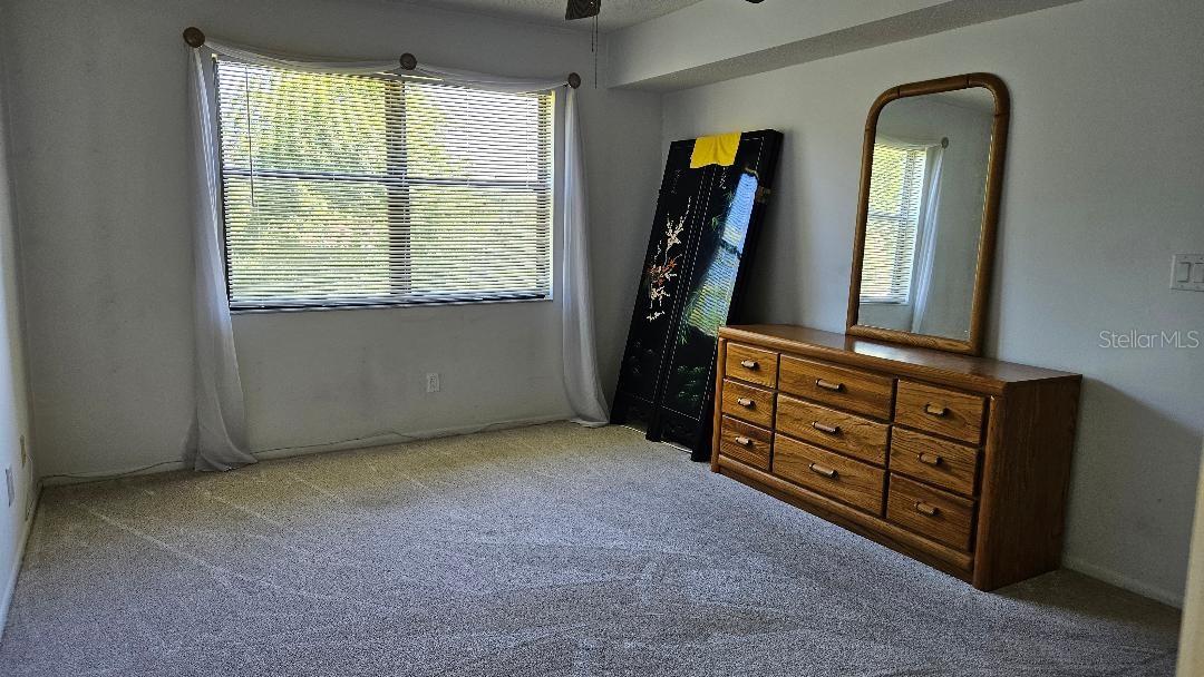 MAIN BEDROOM WITH BATHROOM AND WALK IN CLOSET