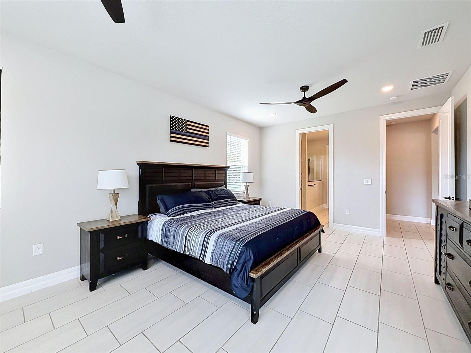 Oversized primary suite