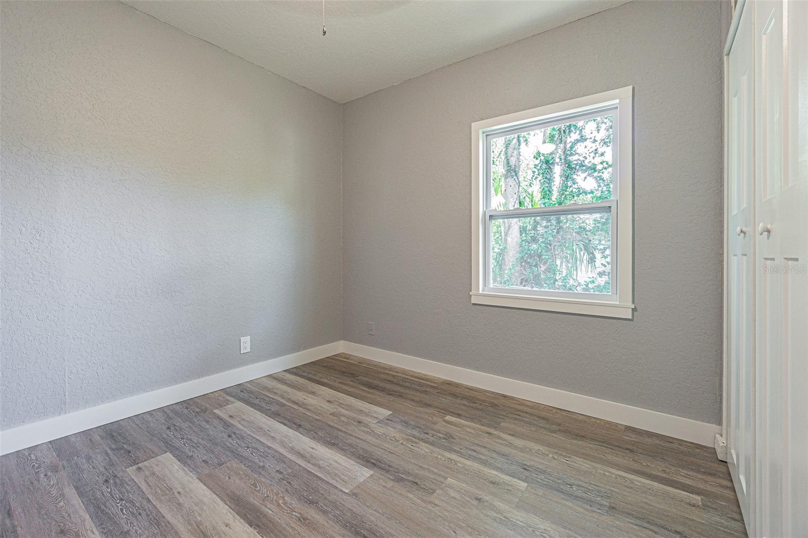 2nd bedroom perfect for guests or an office