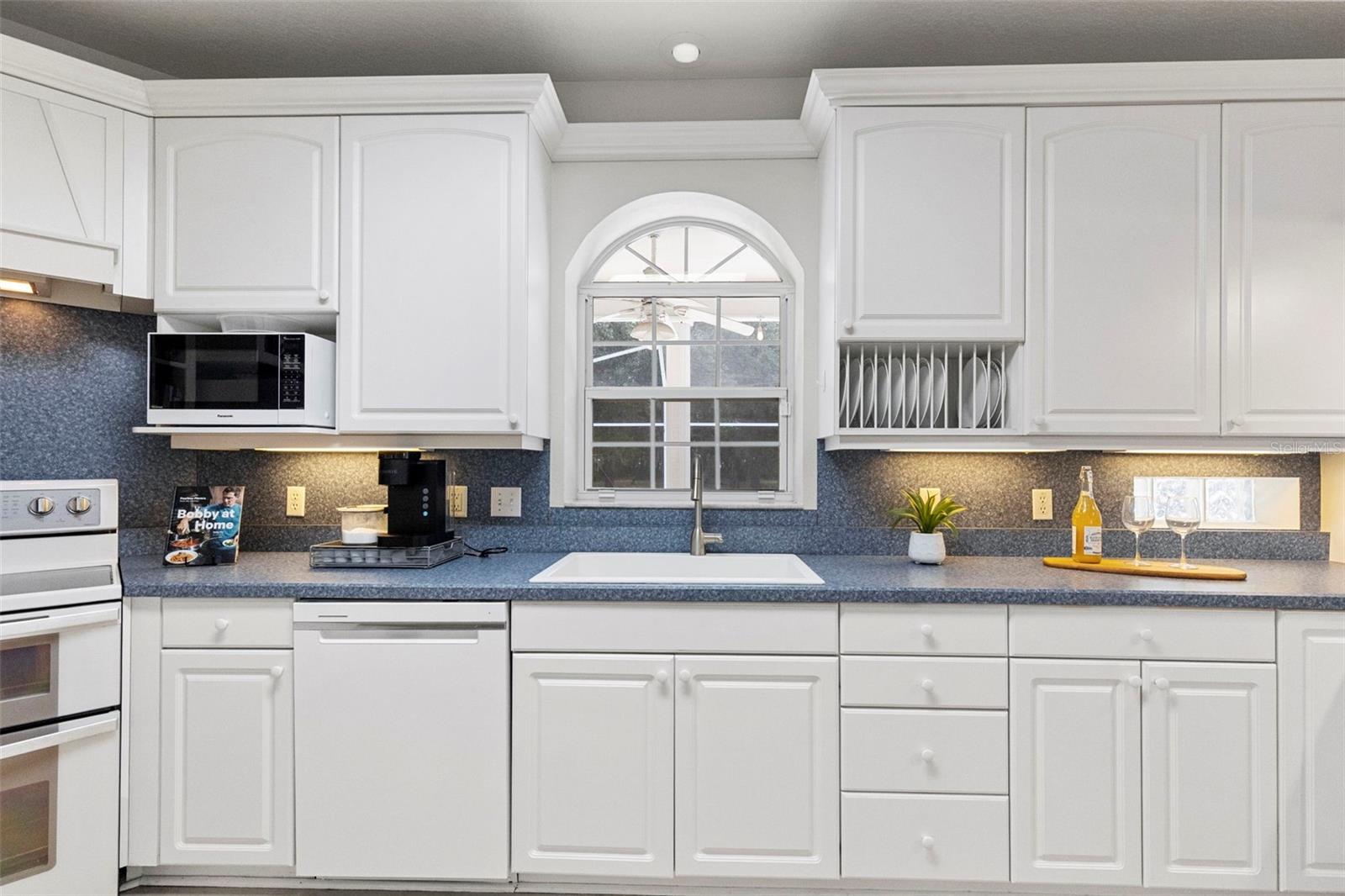 Kitchen cabinets