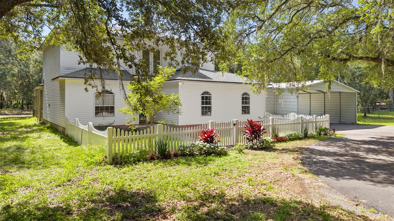 Fenced front yard