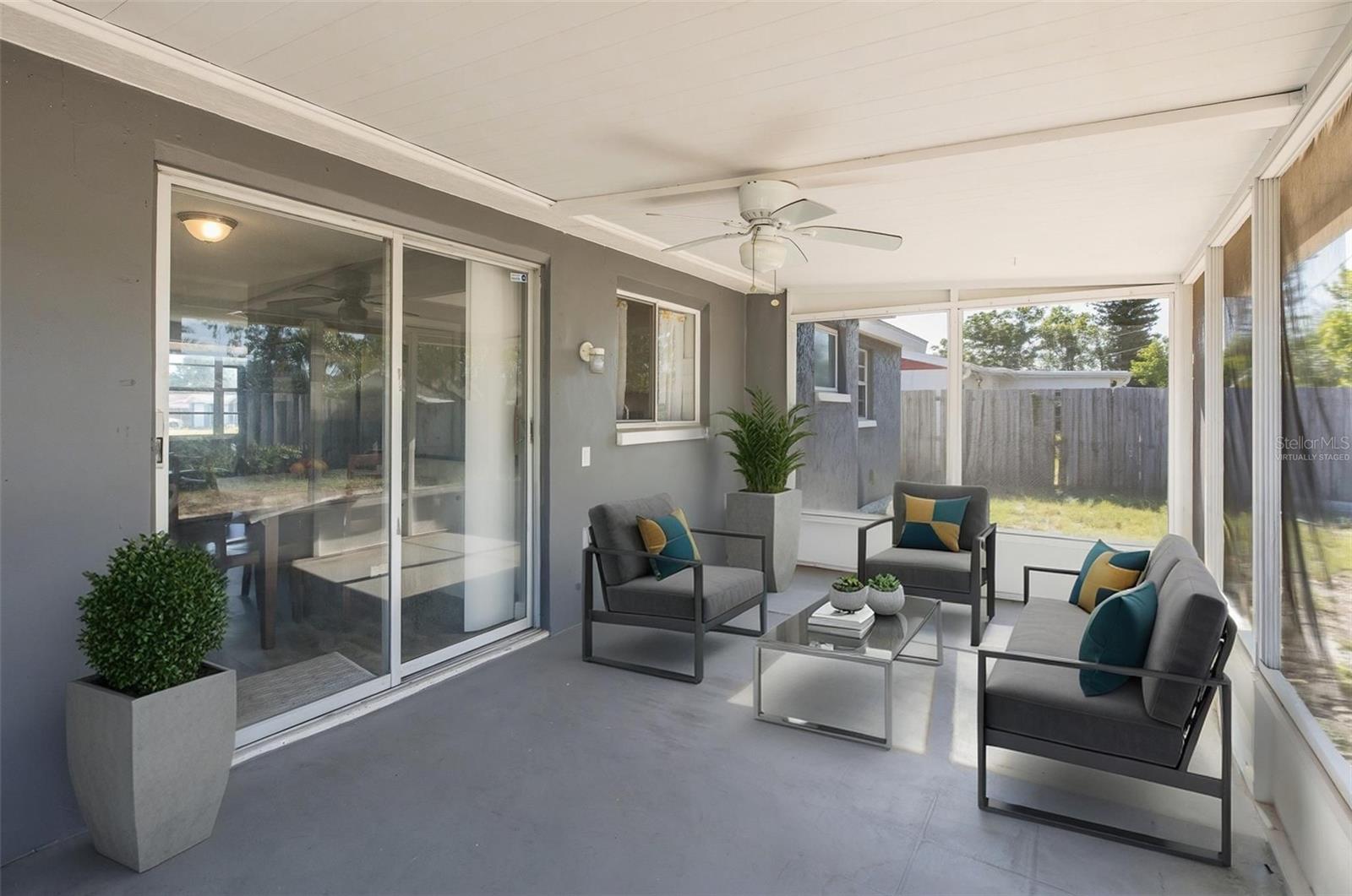 Screened lanai virtually staged