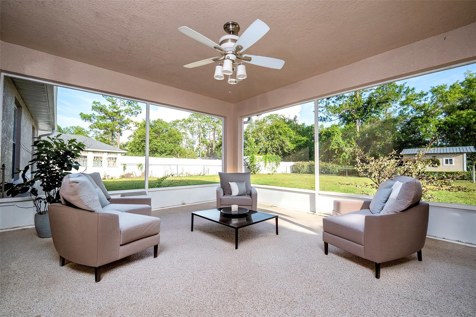 Lanai virtually staged