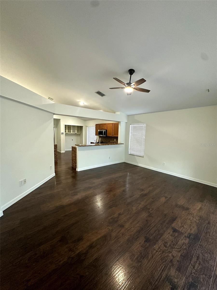 Family Rm/Kitchen