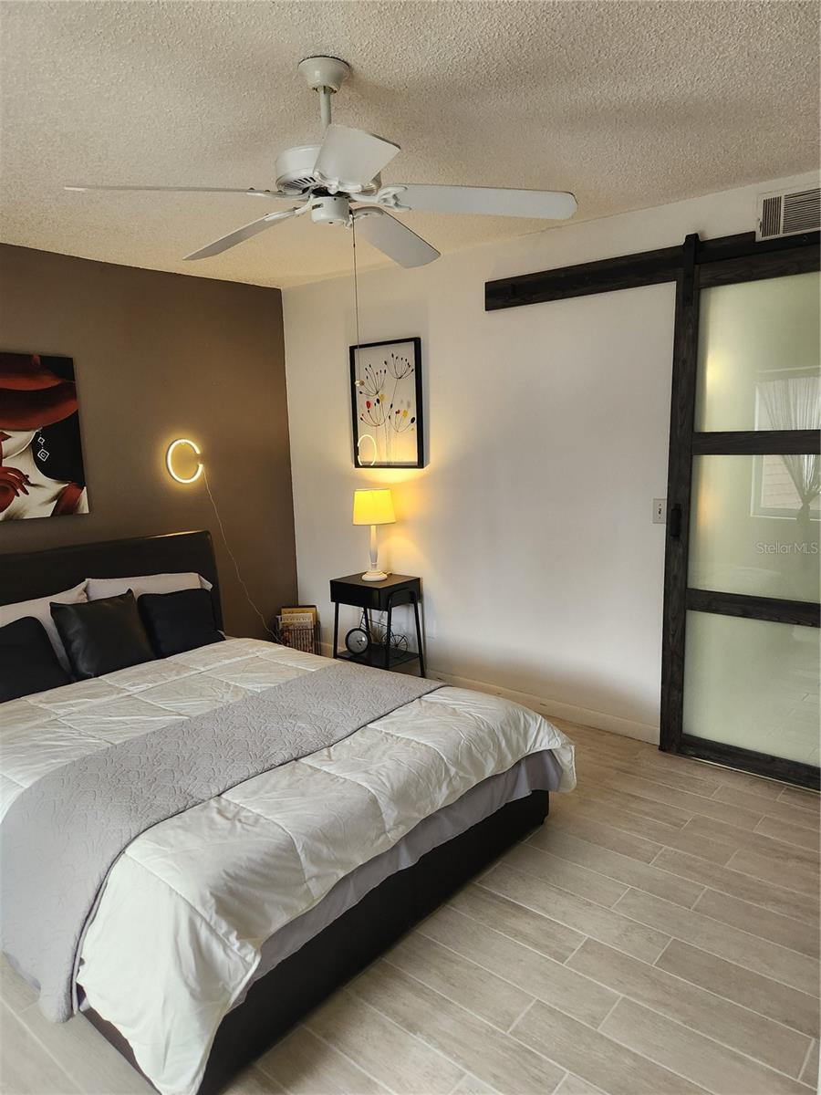 Spacious bedroom