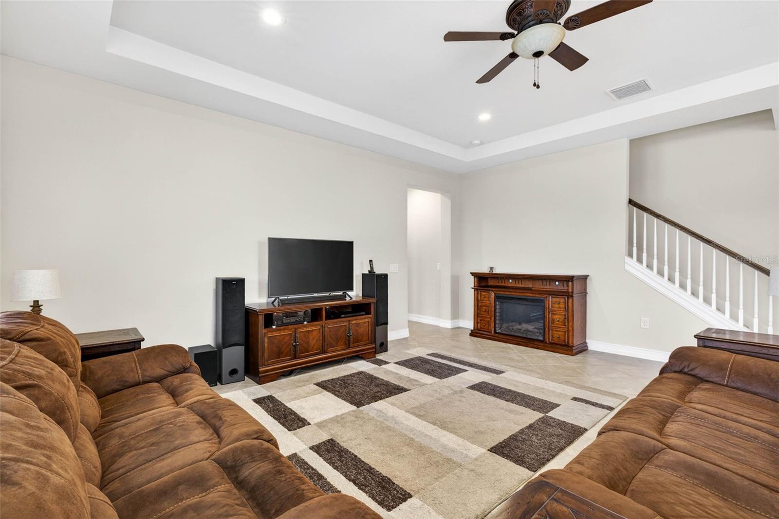 TB8516314