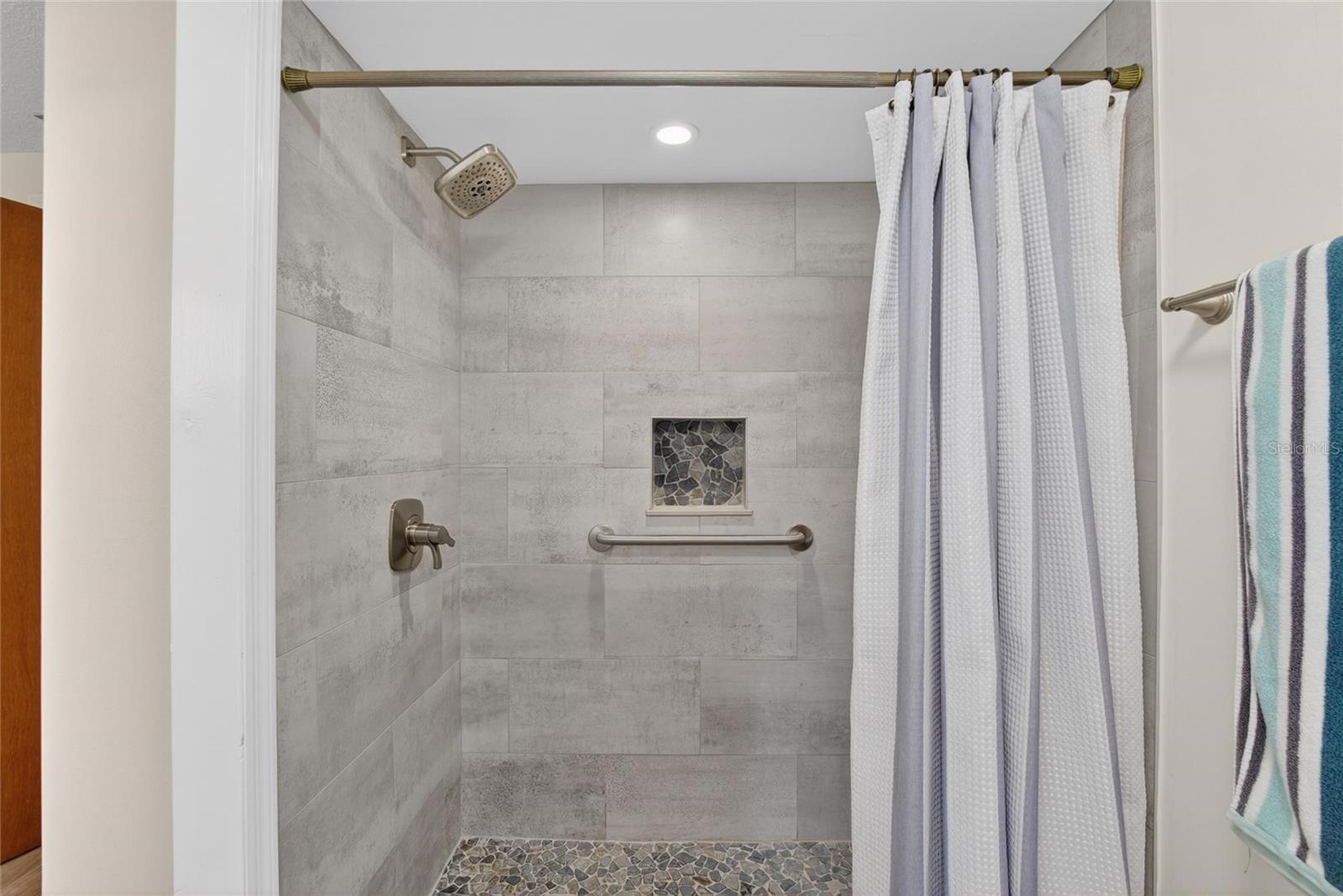 Upstairs full bath