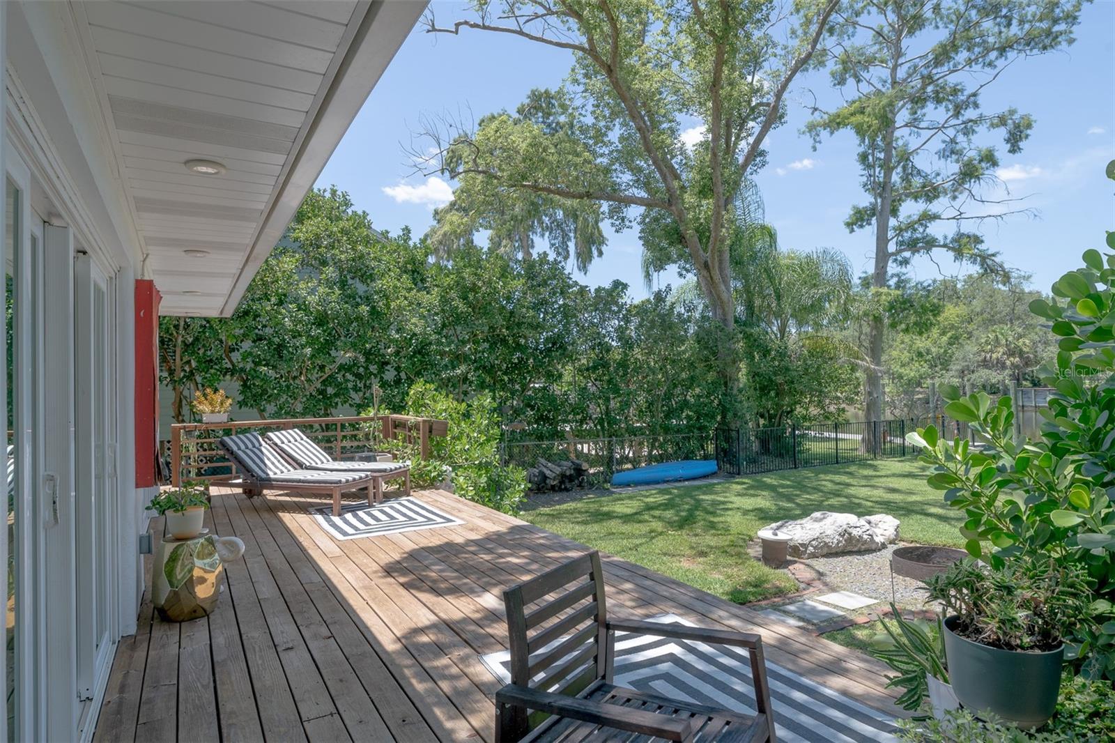 Lounge in the sun or relax in the shade