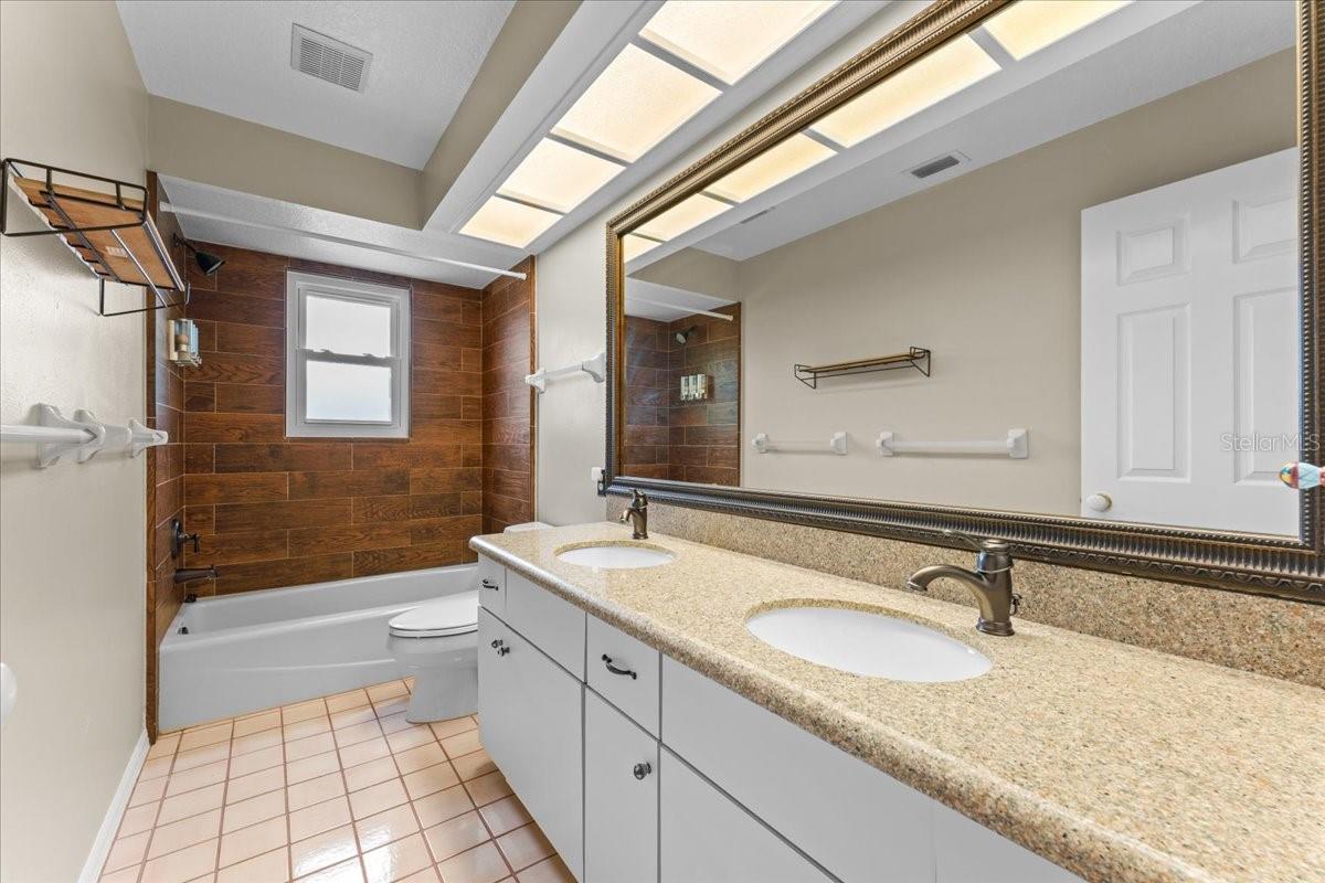 2nd floor bathroom