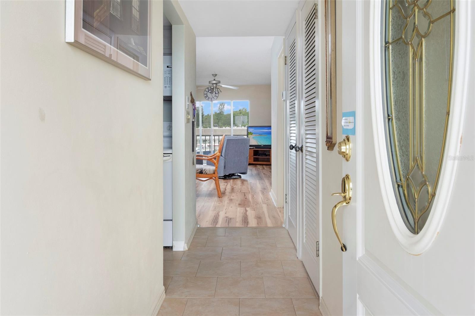 As you enter Light & Bright shines in! Waterviews!