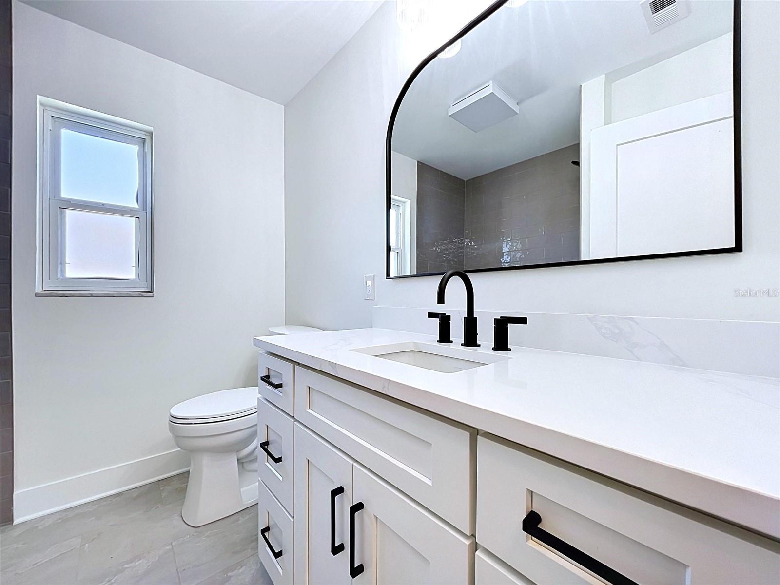 2nd Bathroom