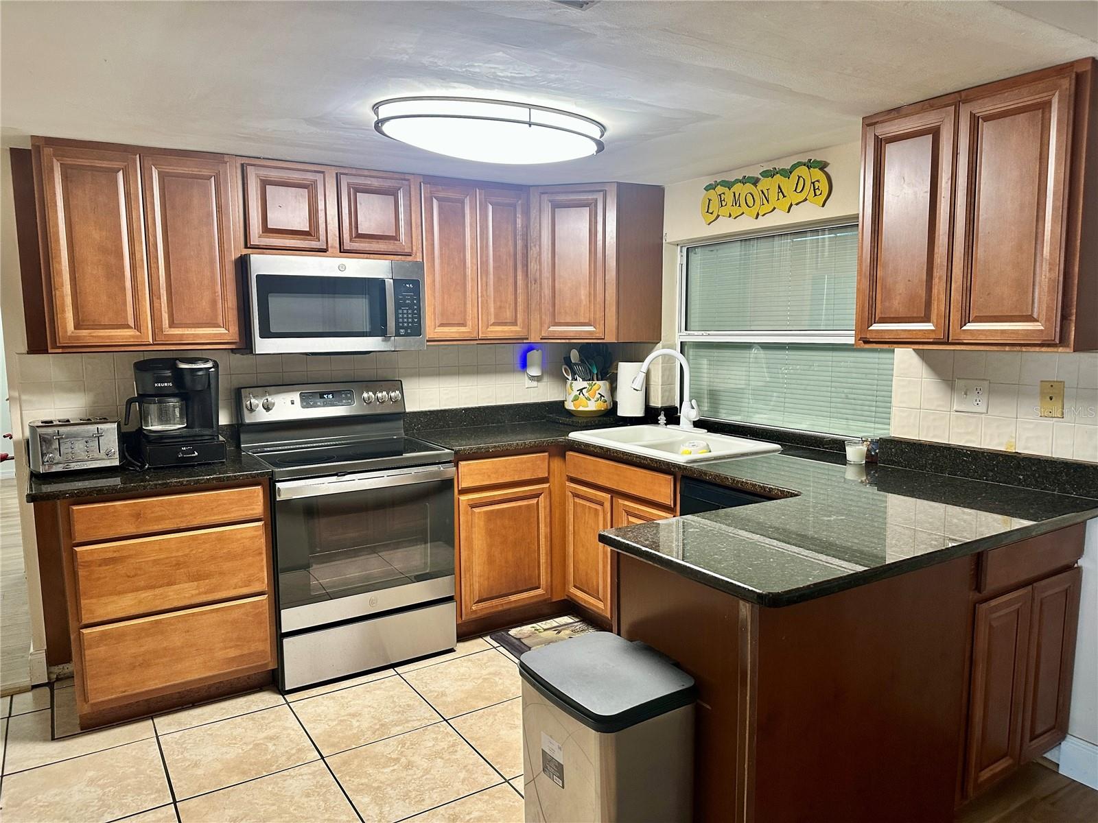 Kitchen with Granite
