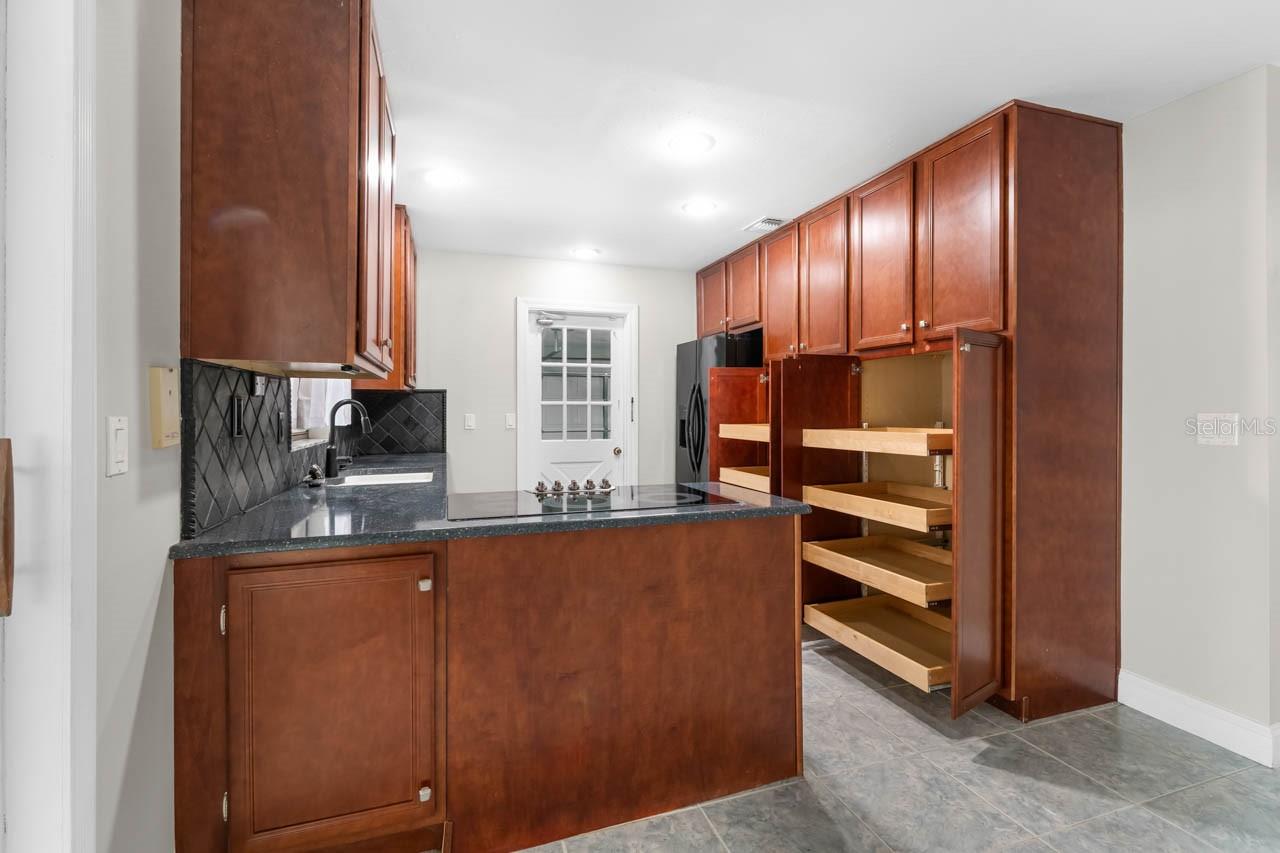 Kitchen with pullout drawers