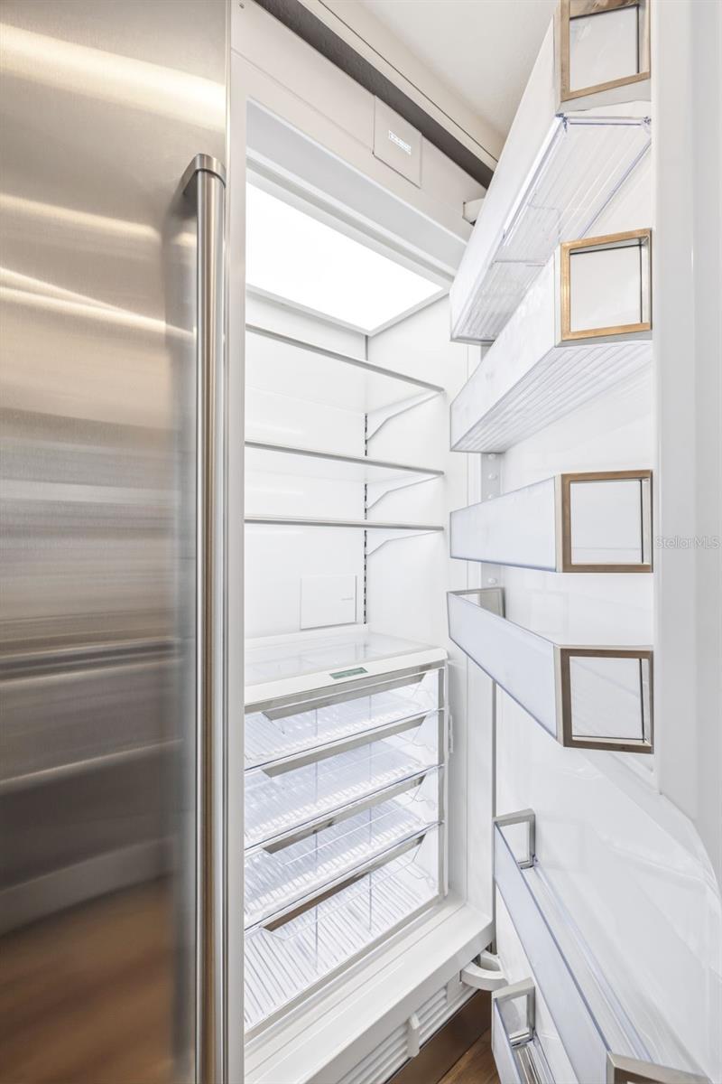 Sub Zero Fridge