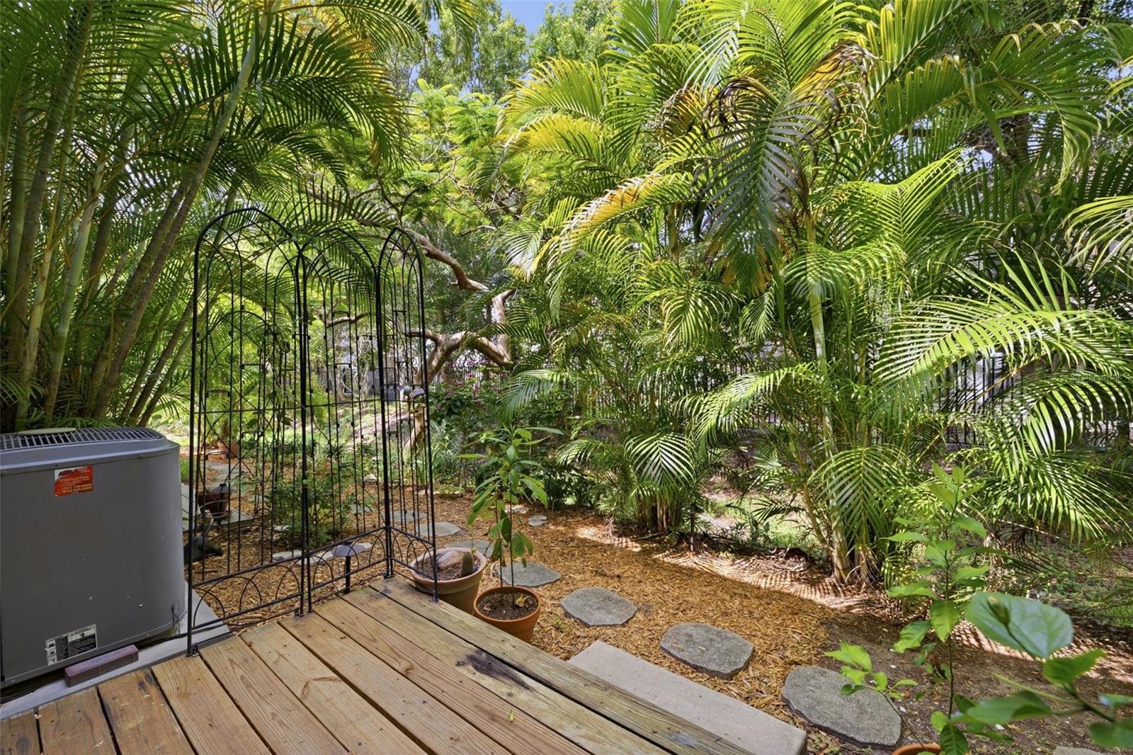 Private Deck