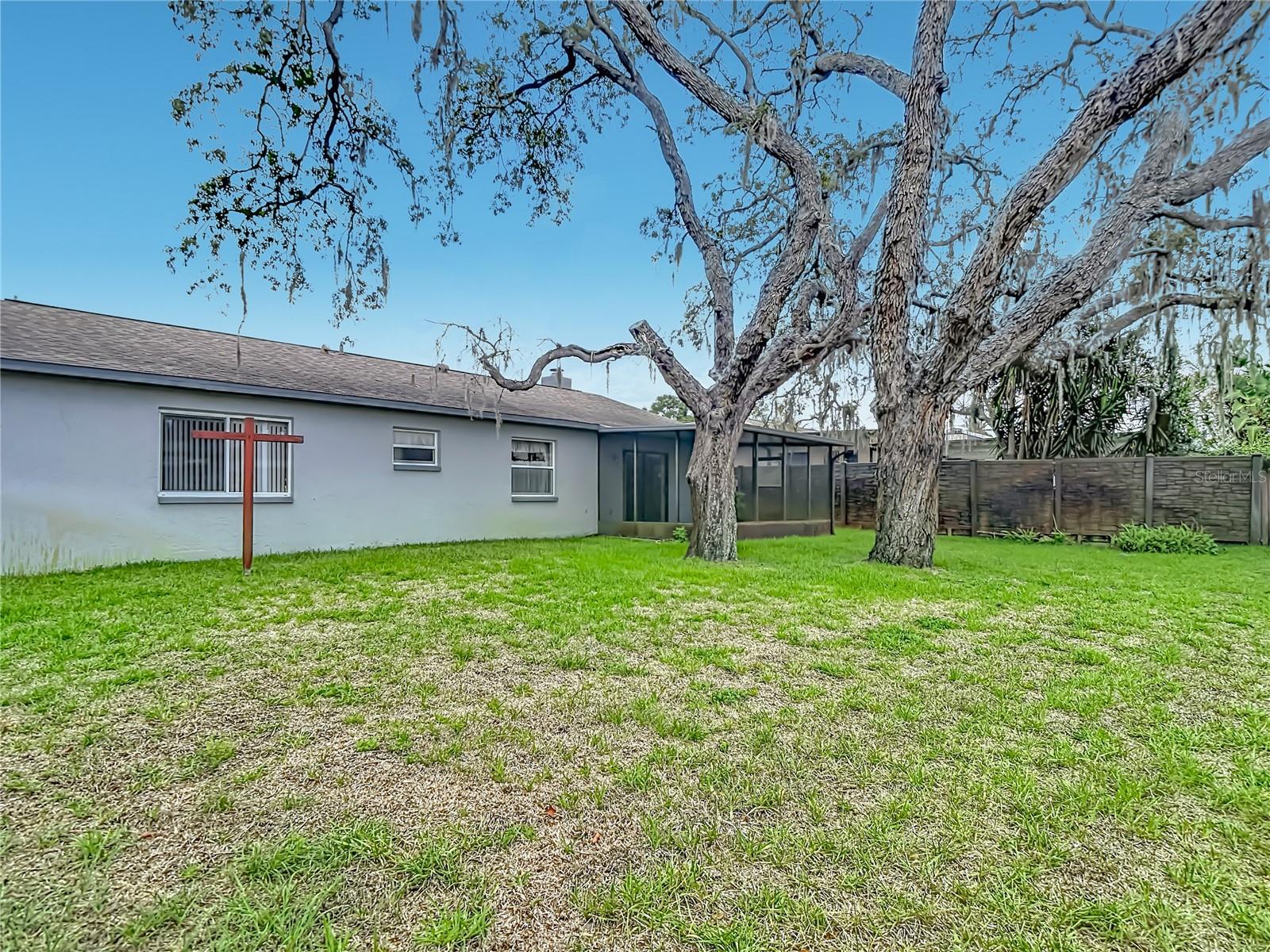 Big yard with space for the fluffy family members