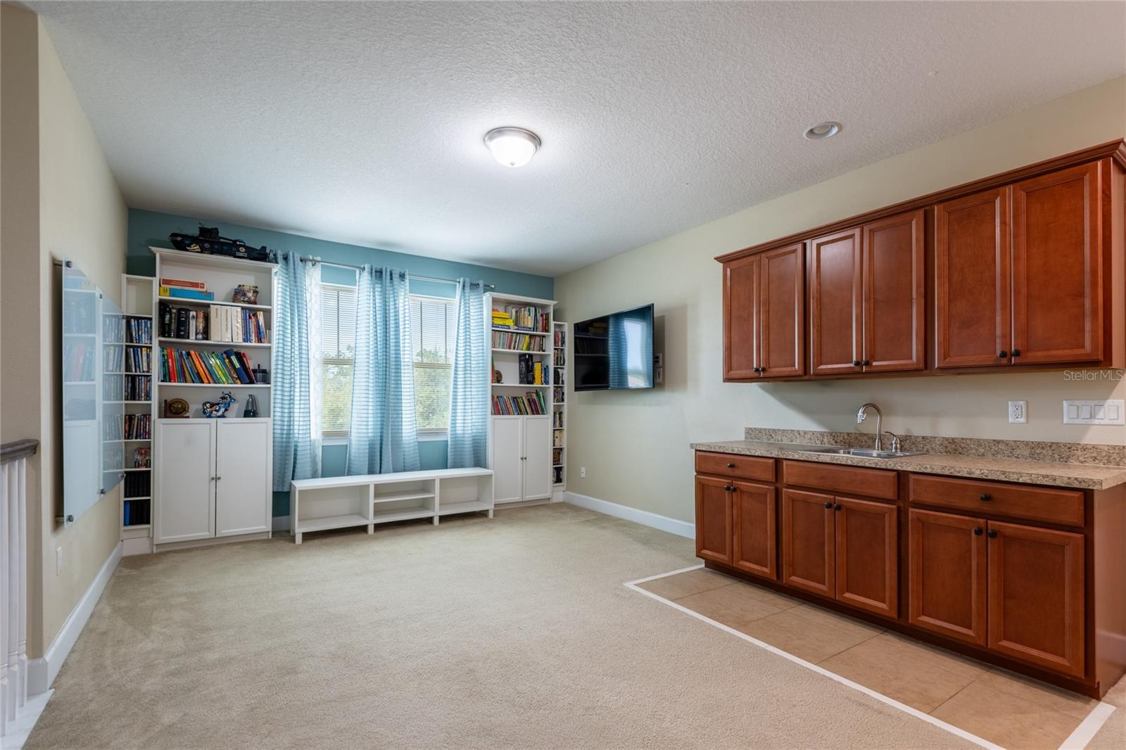 Another view of the bonus space.