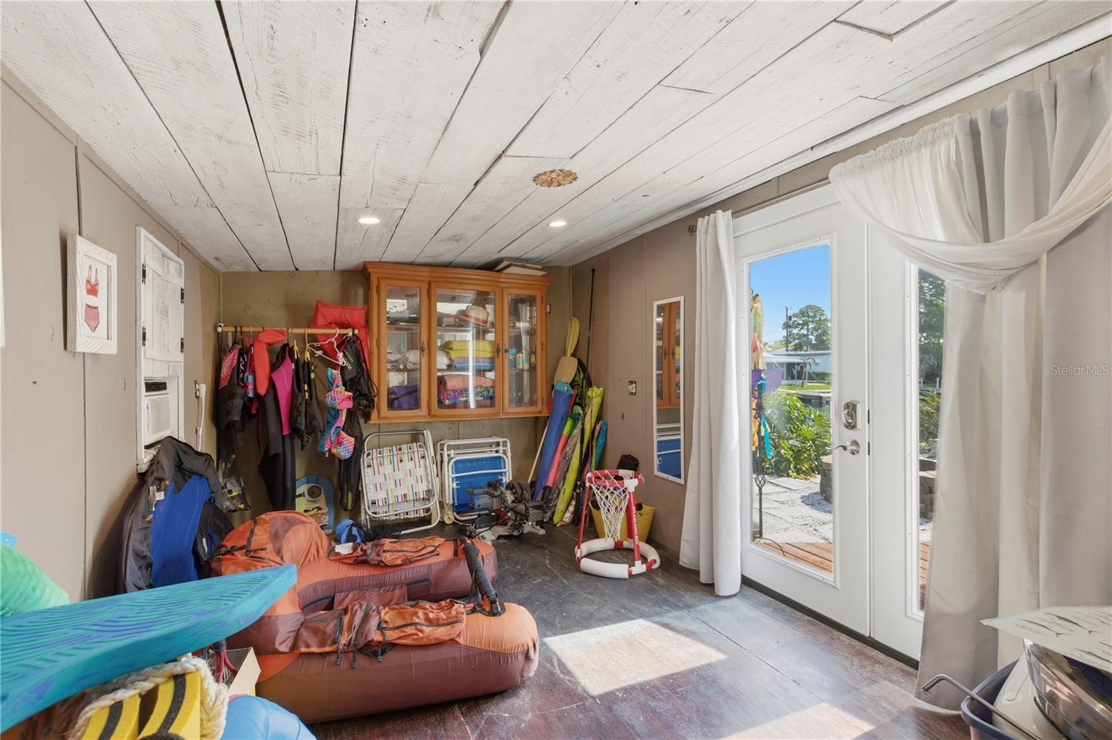 Cabana, Game or Bunk Room.