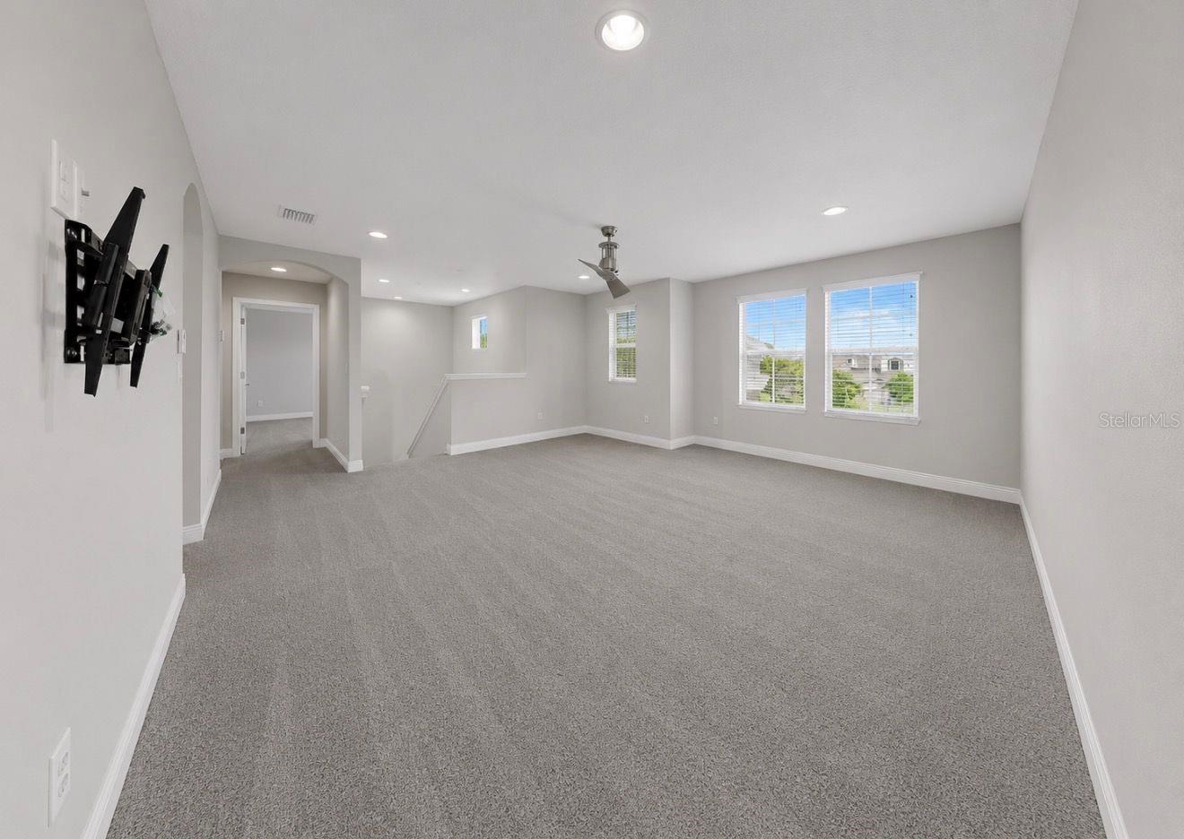 Loft (upstairs)