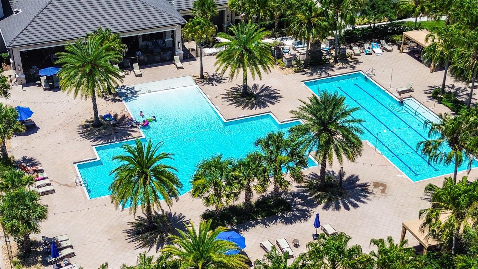 Community pool