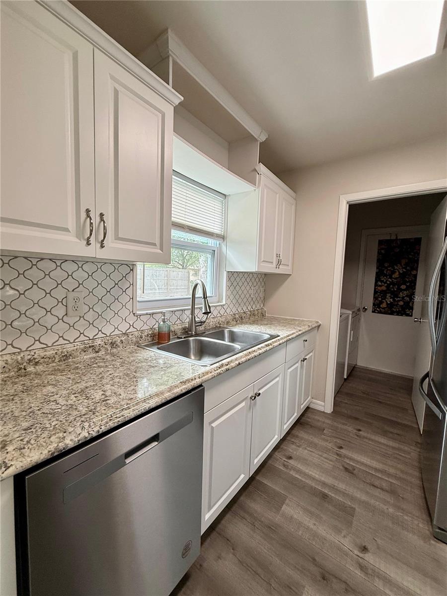 looking in kitchen for livingroom