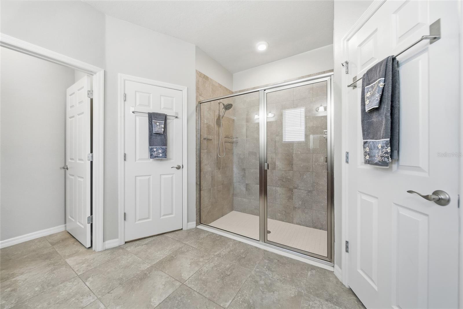 Primary En-Suite