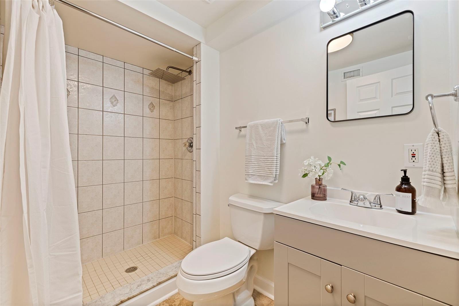 Downstairs full bath