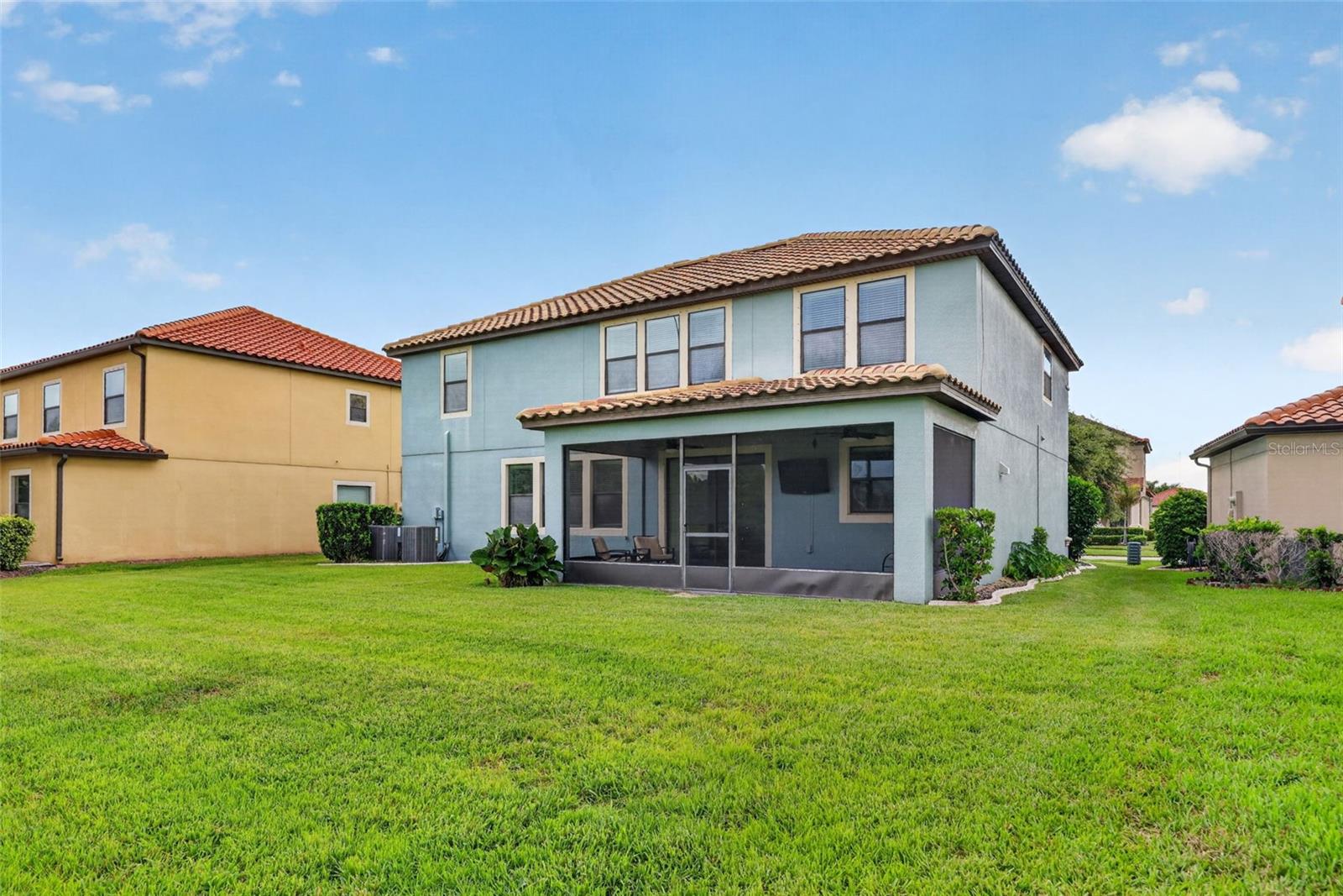Rear of Home, Backyard, Covered & Screened Lanai, Premium Water Lot, Waterleaf Community!