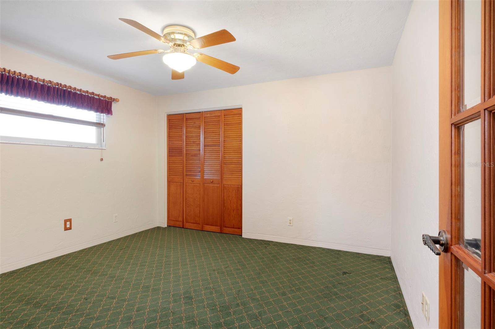 Guest bedroom 2