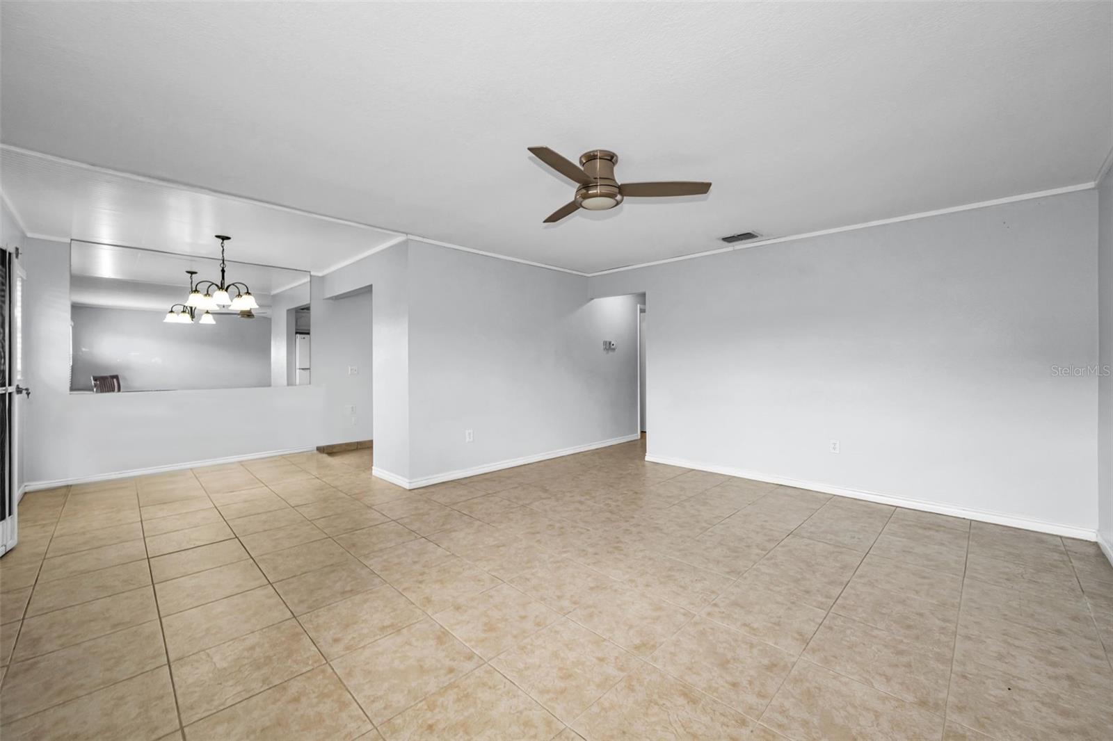 Living Room - Dinette Area