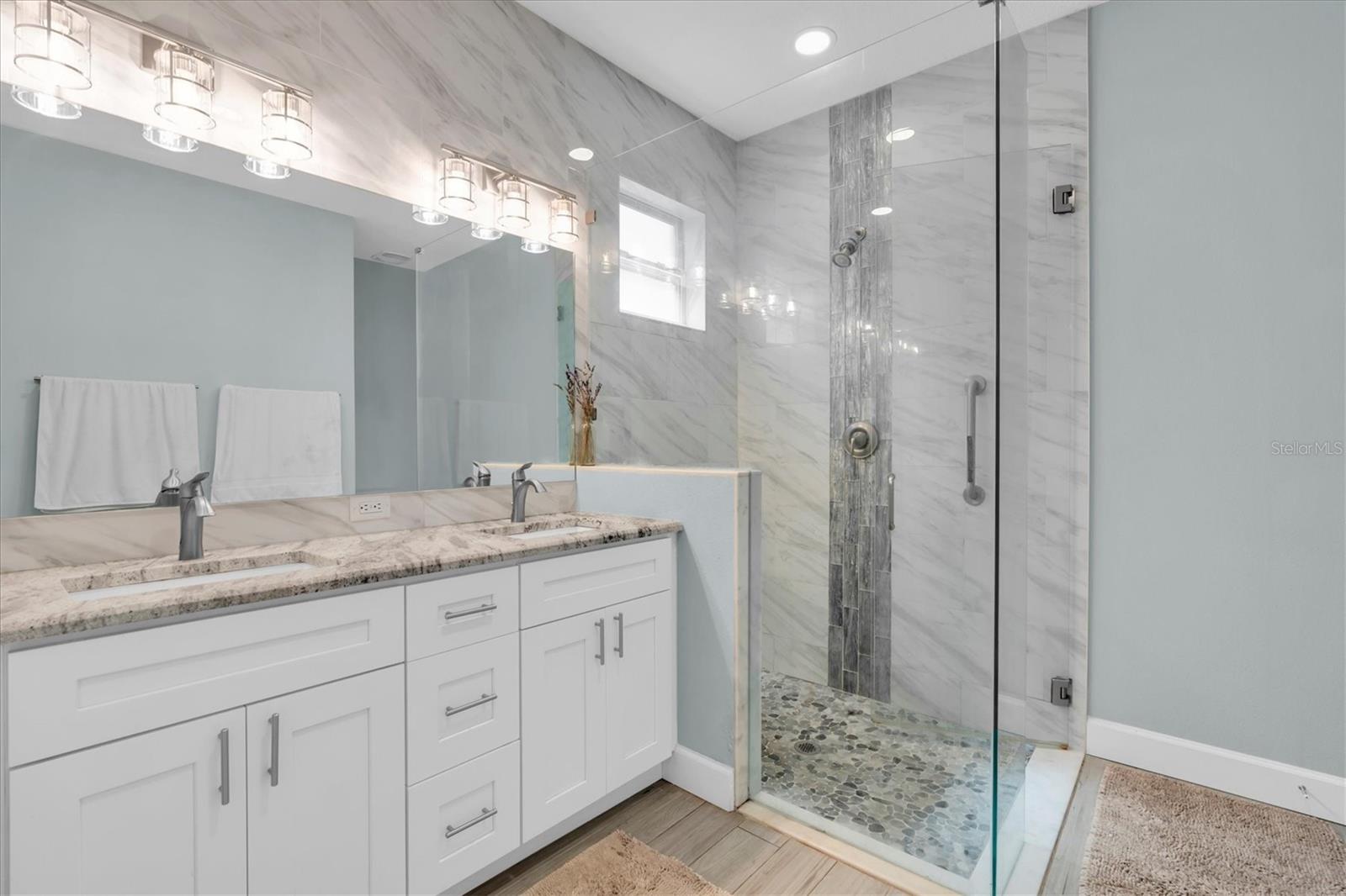 Primary En suite bathroom
