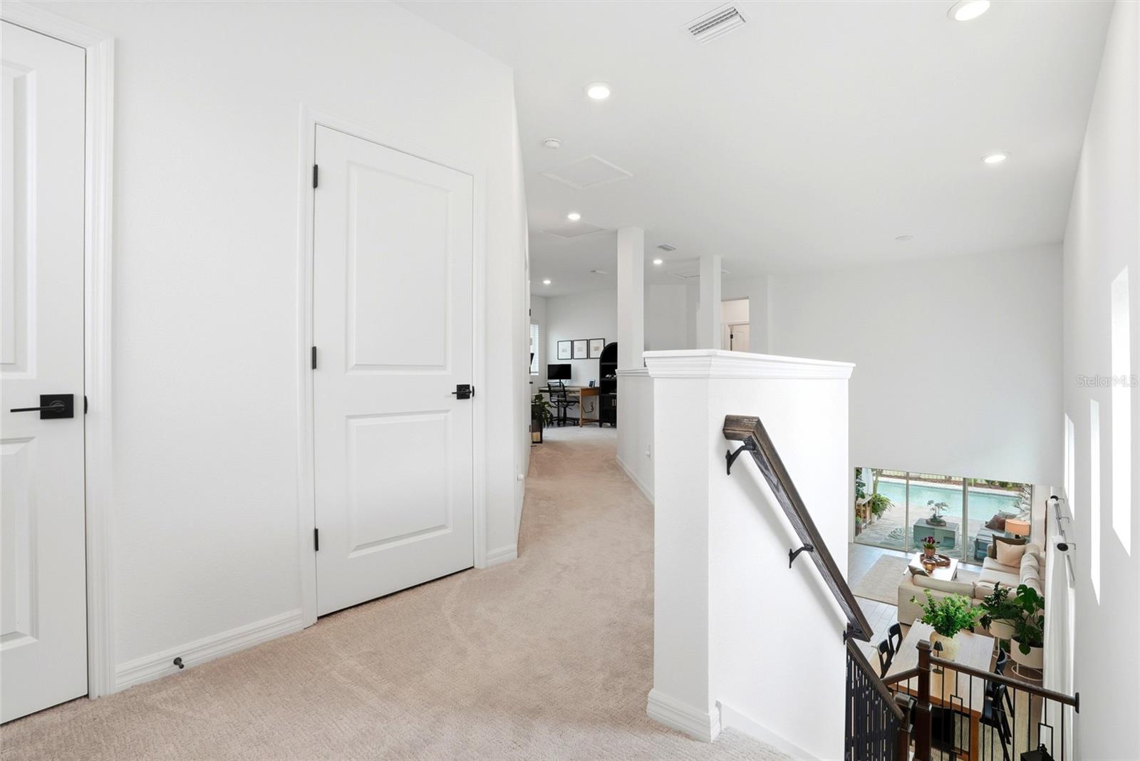 Second Level Living