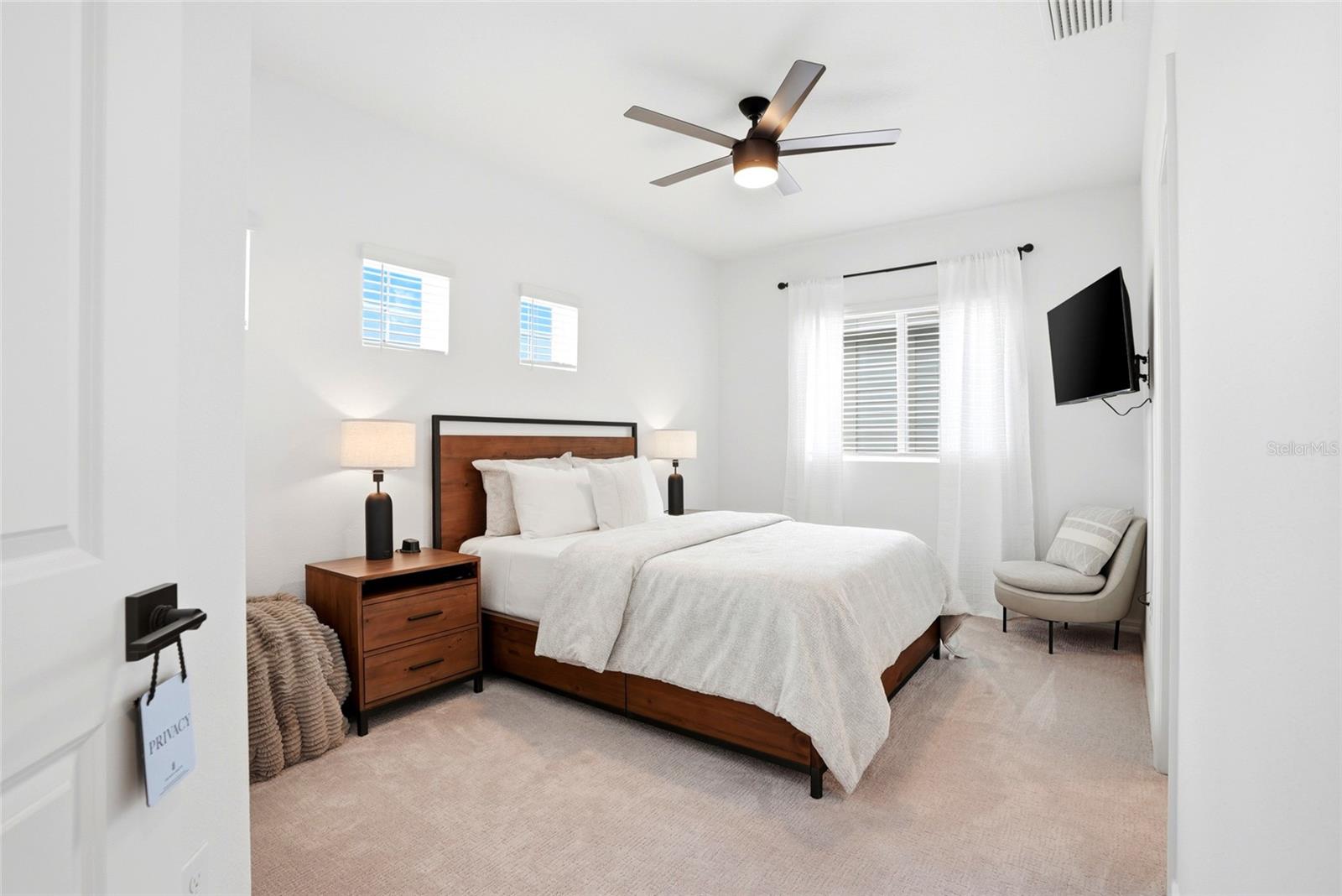 Bedroom 2, private en-suite