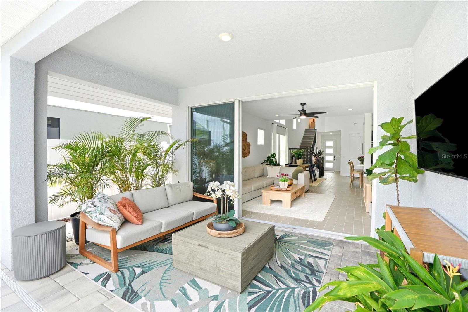Seamless indoor/outdoor living