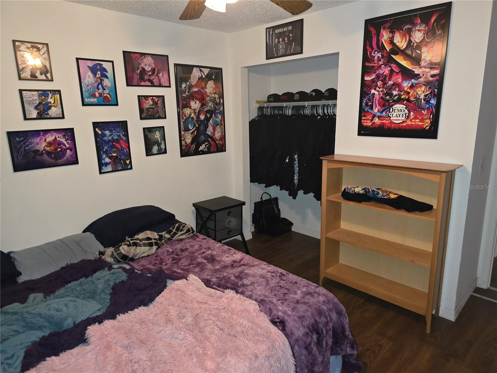 2nd bedroom