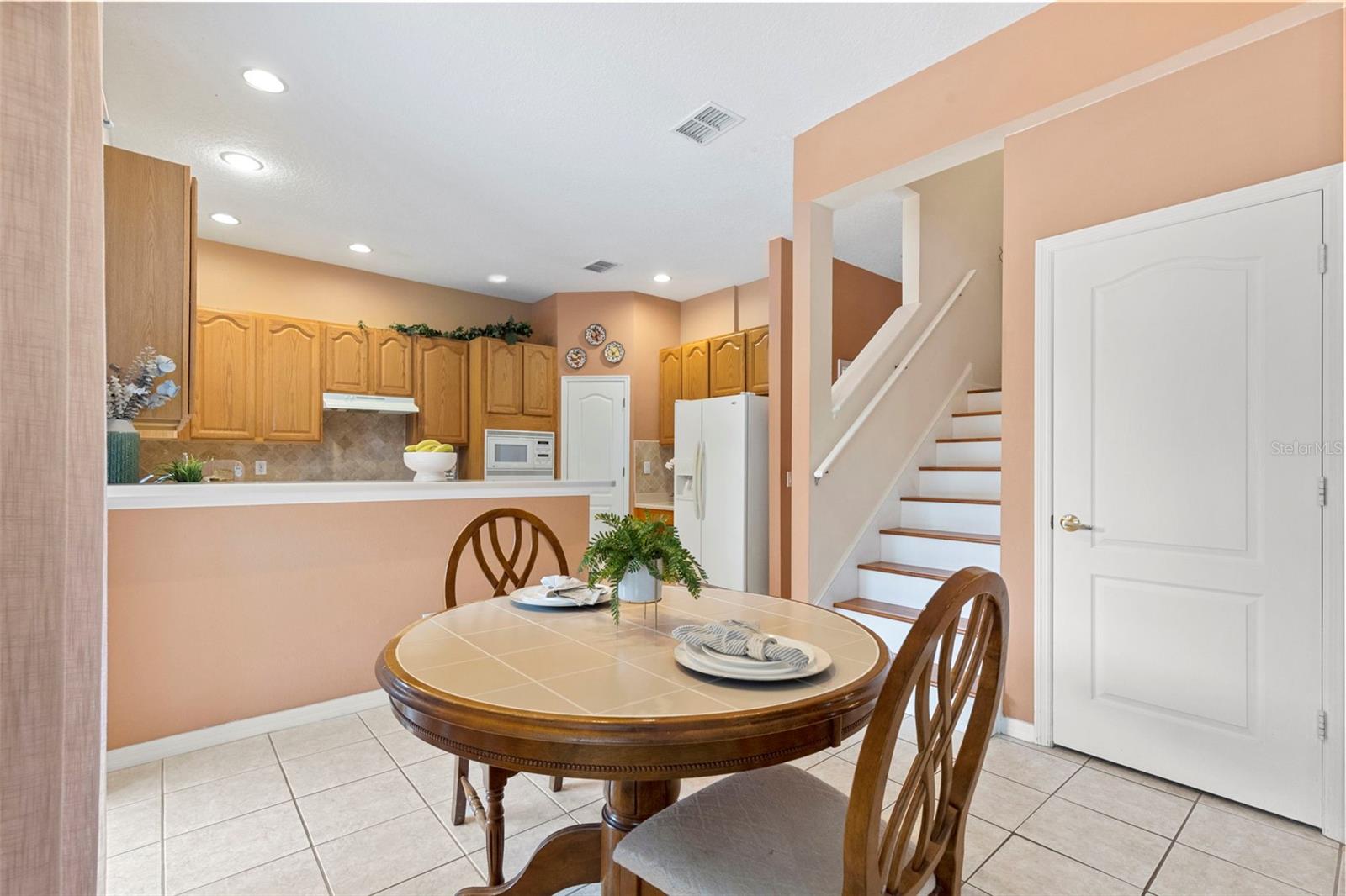 Eat-In Kitchen Space