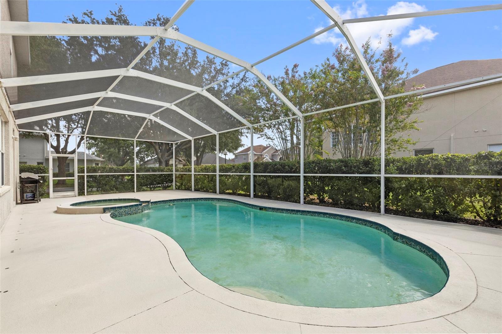 Screened Pool