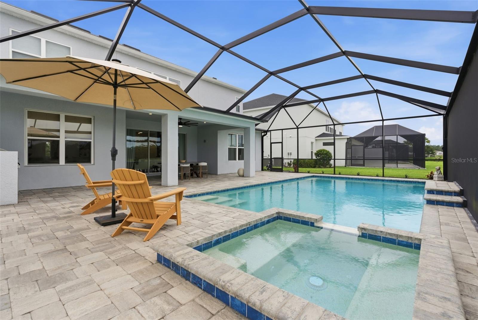 Pool with Spa