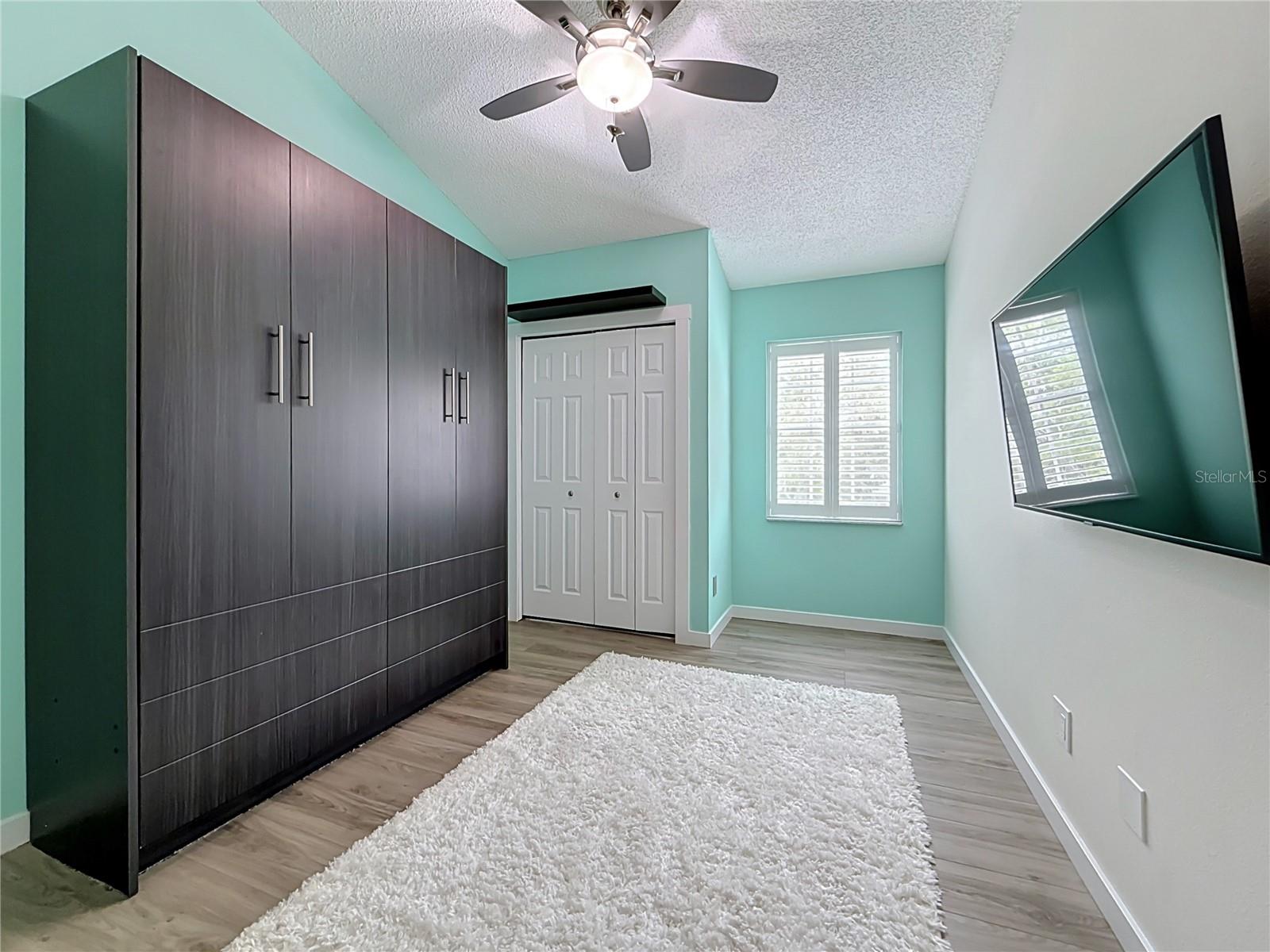BR 2 w/ murphy bed