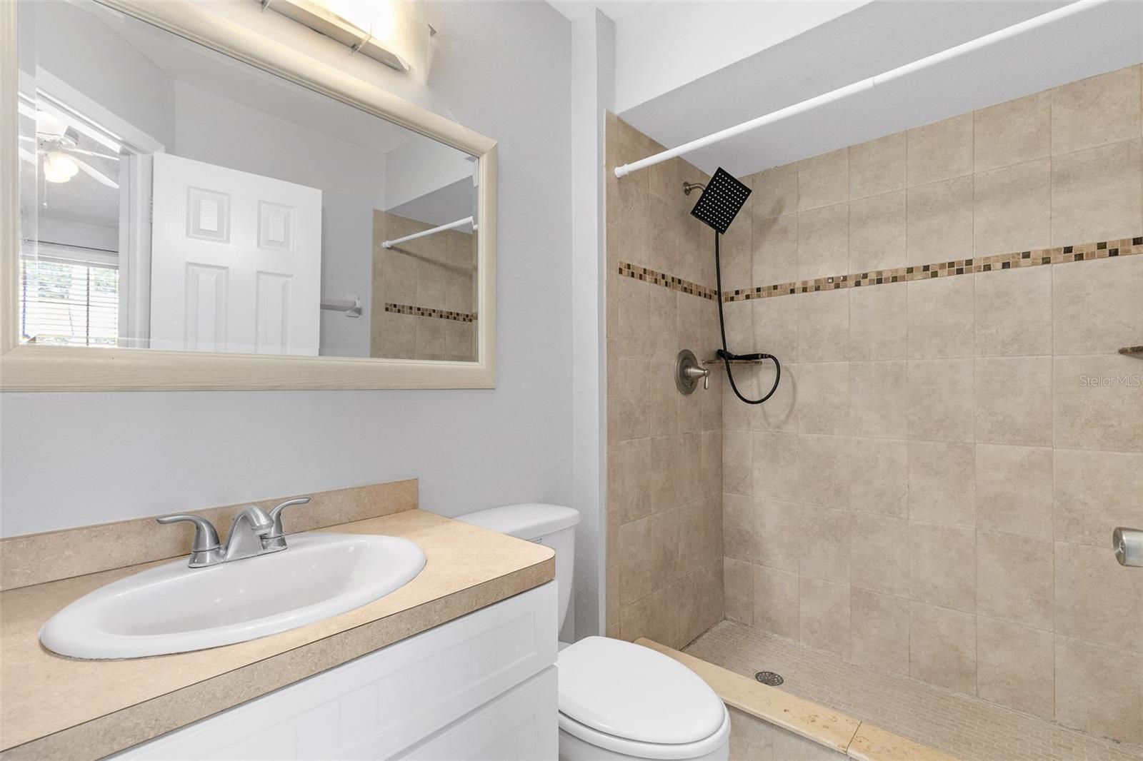 Bedroom One- En-Suite Bathroom