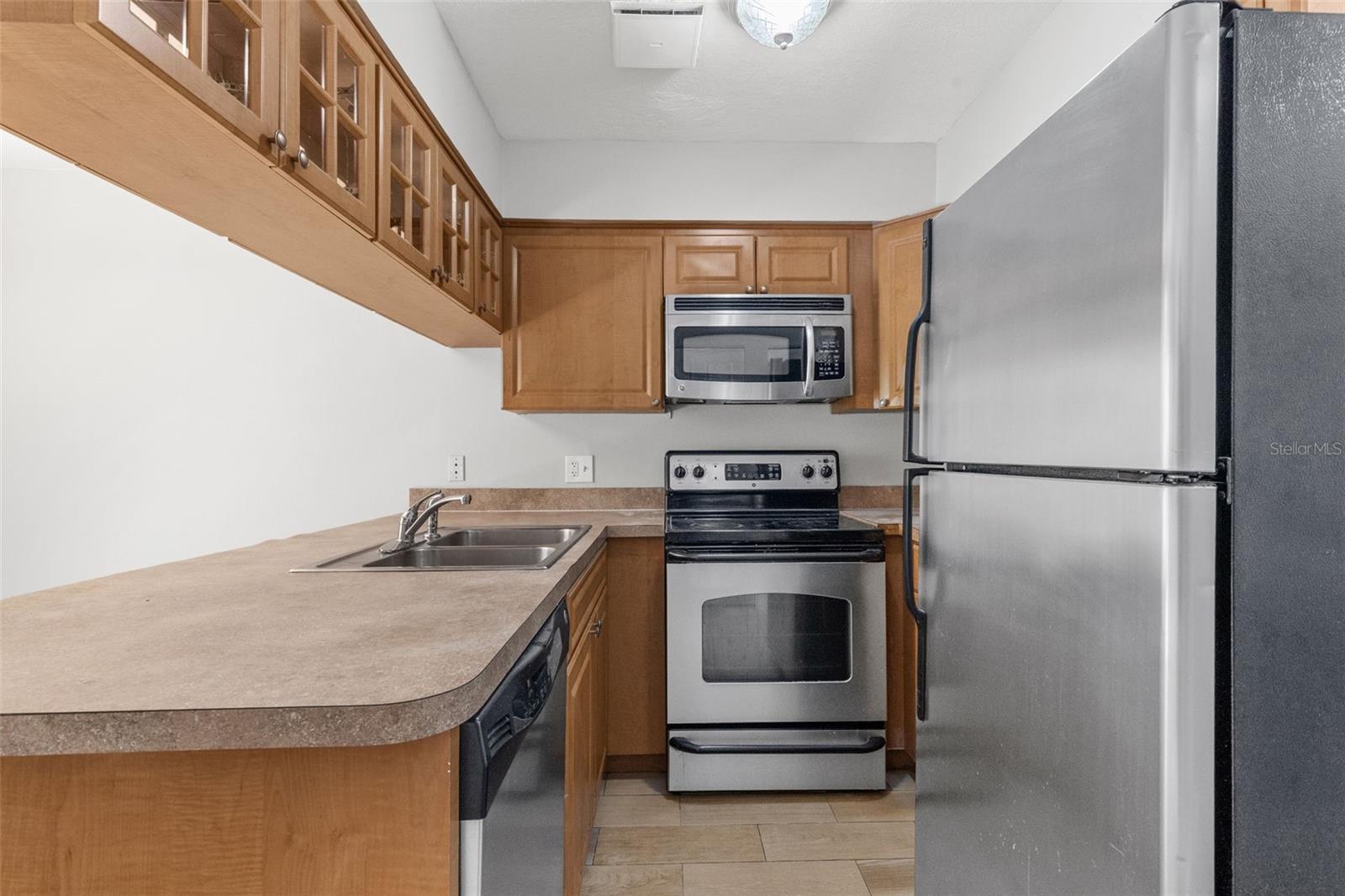 Kitchen- Maple Cabinets