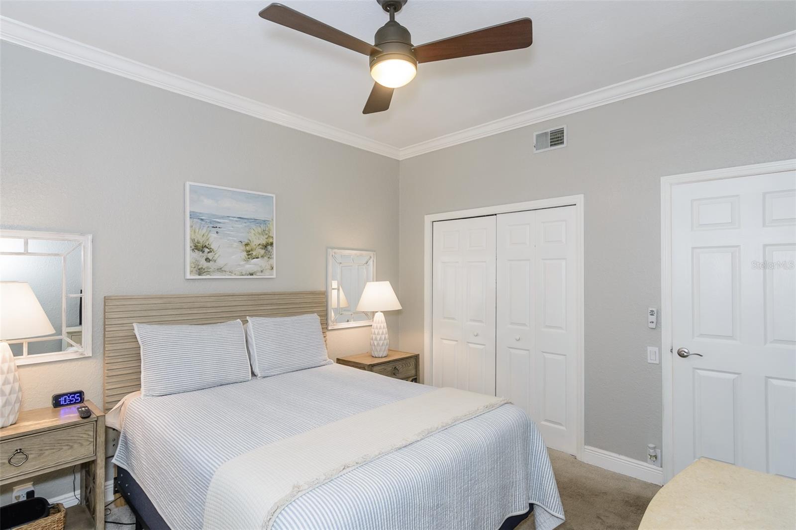 Second bedroom.
