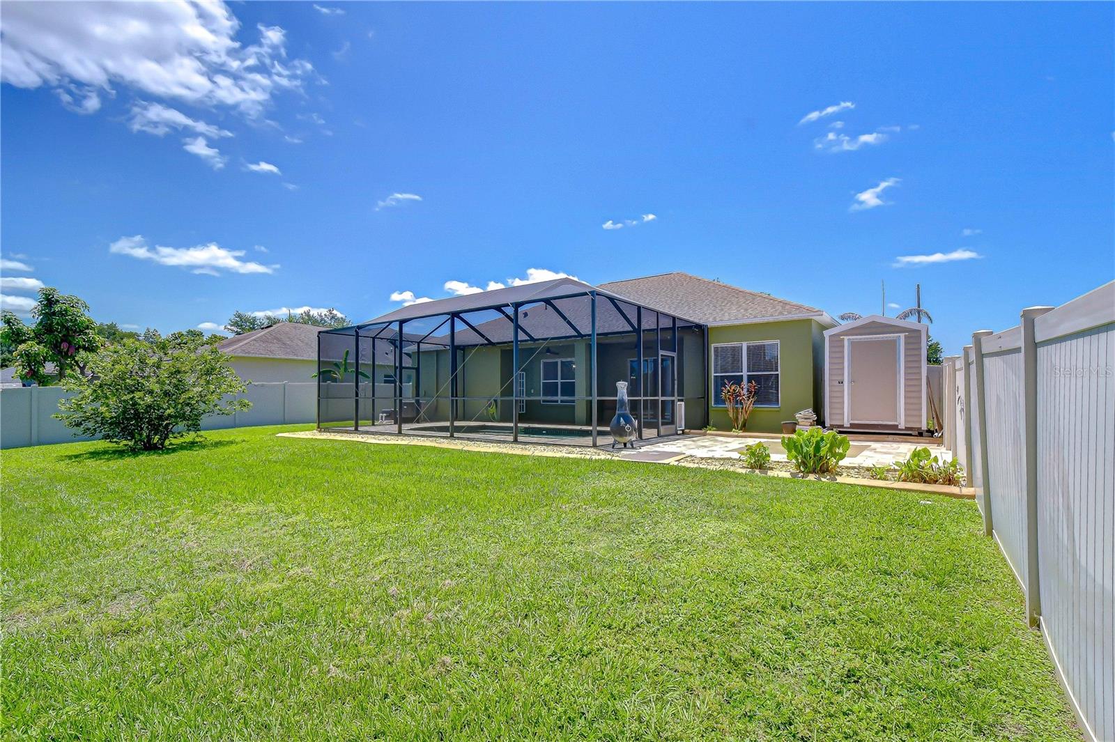 Large fully fenced backyard with plenty of room to enjoy.