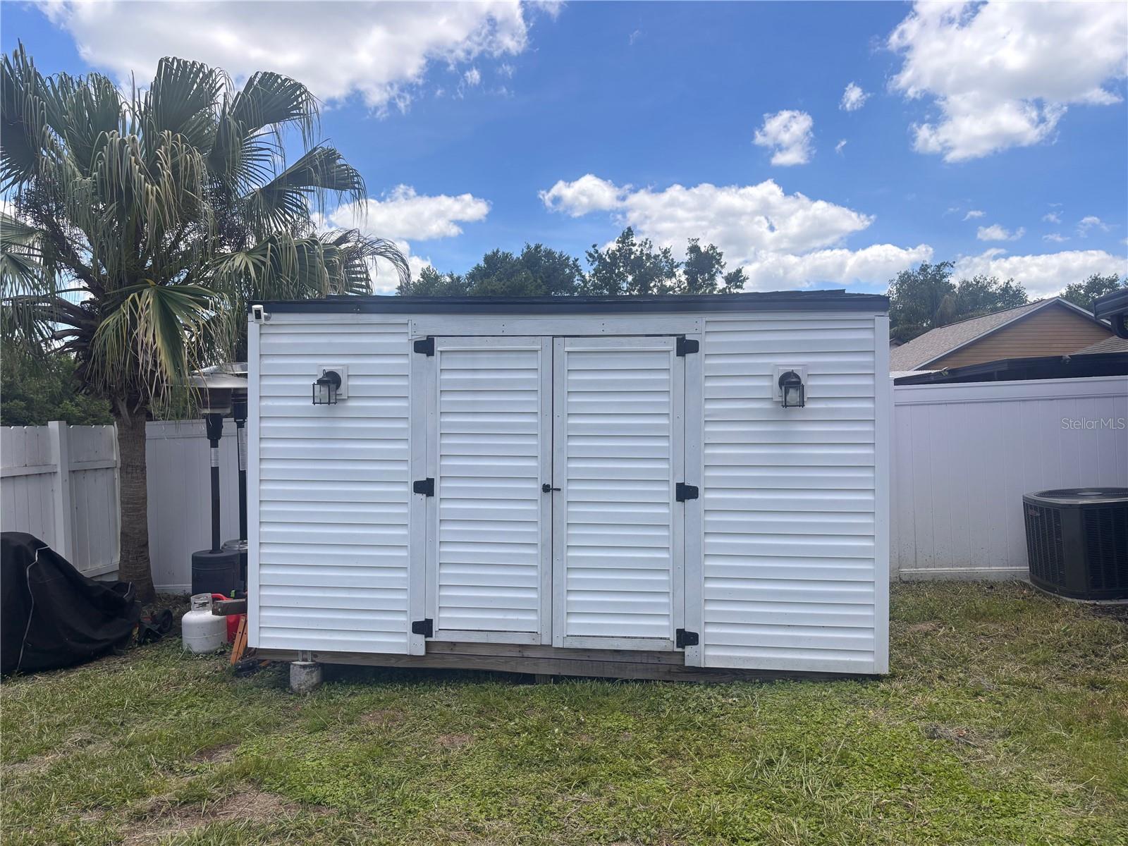 8x12 Shed, HOA approved