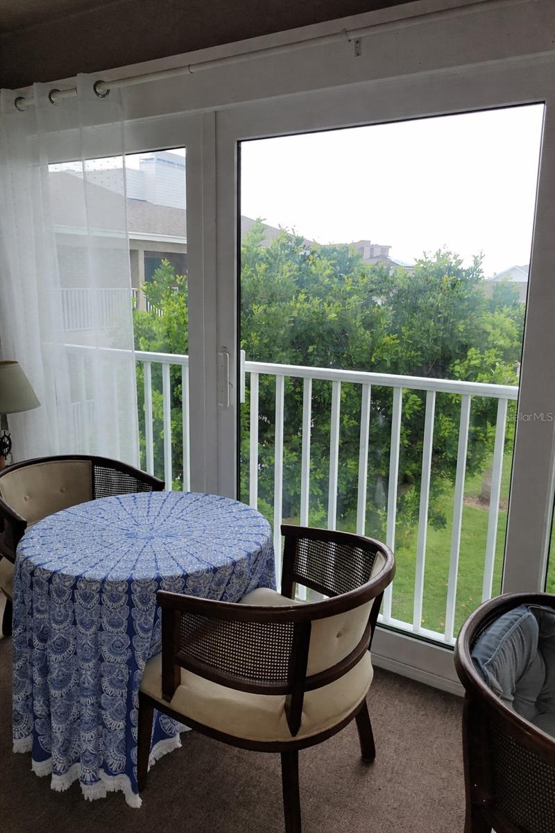 Master bedroom -all seasons balcony