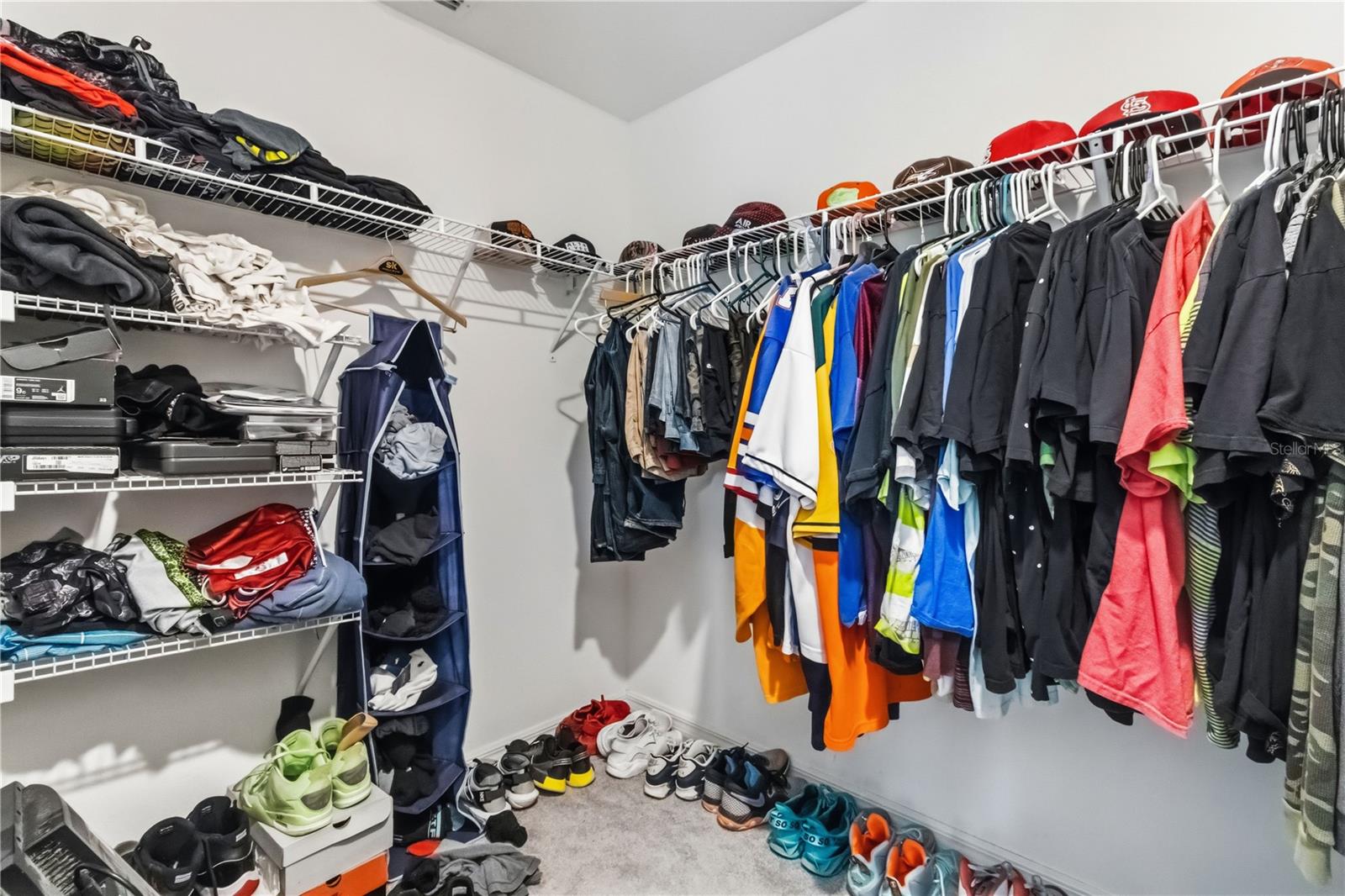 Walk-in closet