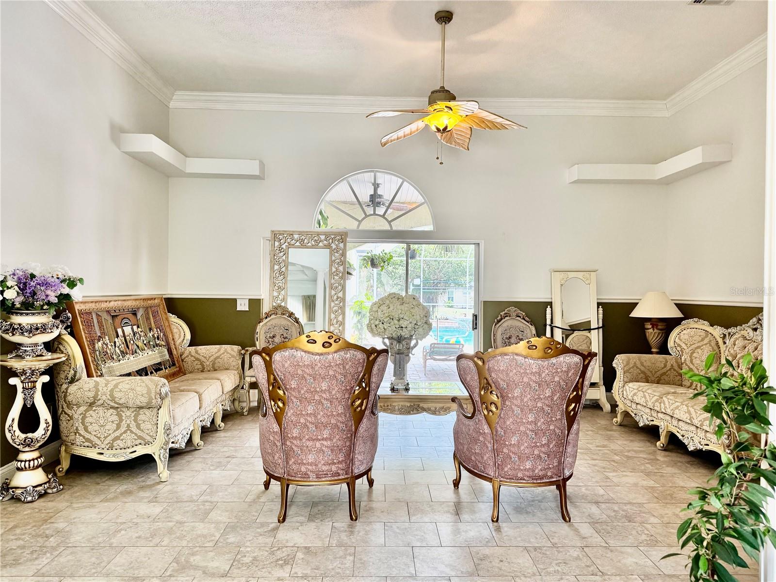 Formal living area