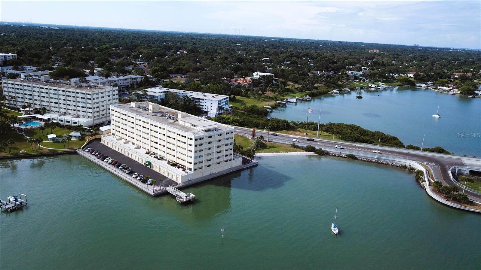 Belleair Causeway to Marina and Beach