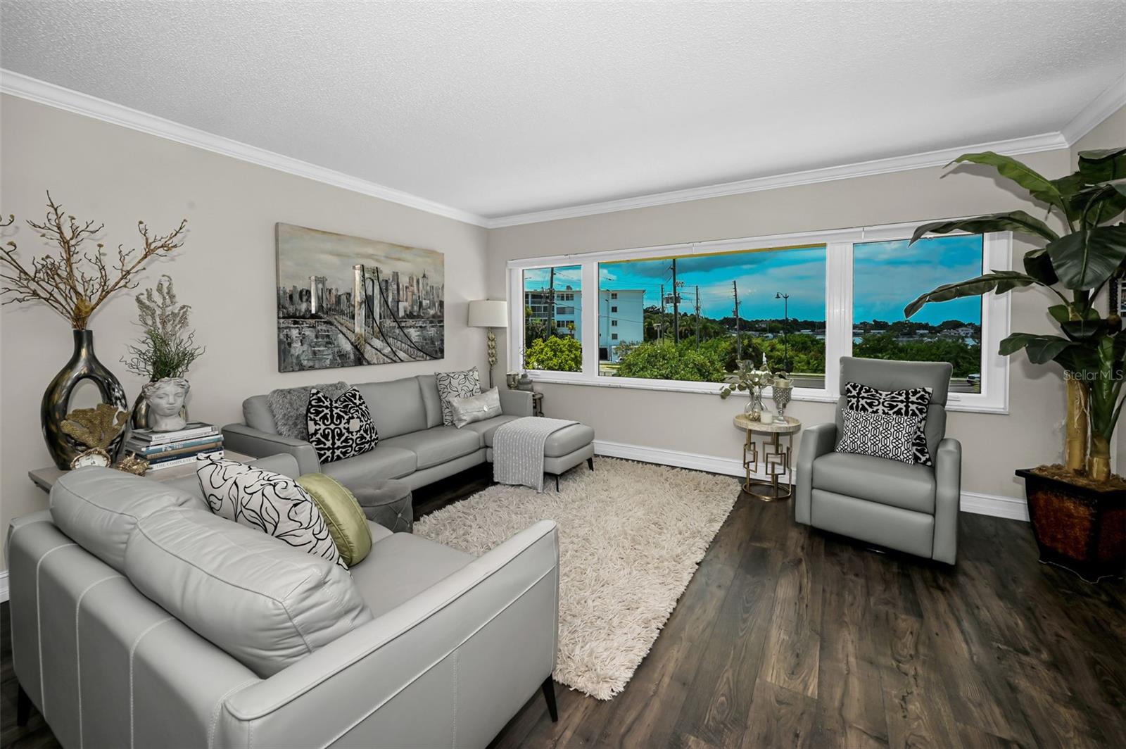 Spacious living area