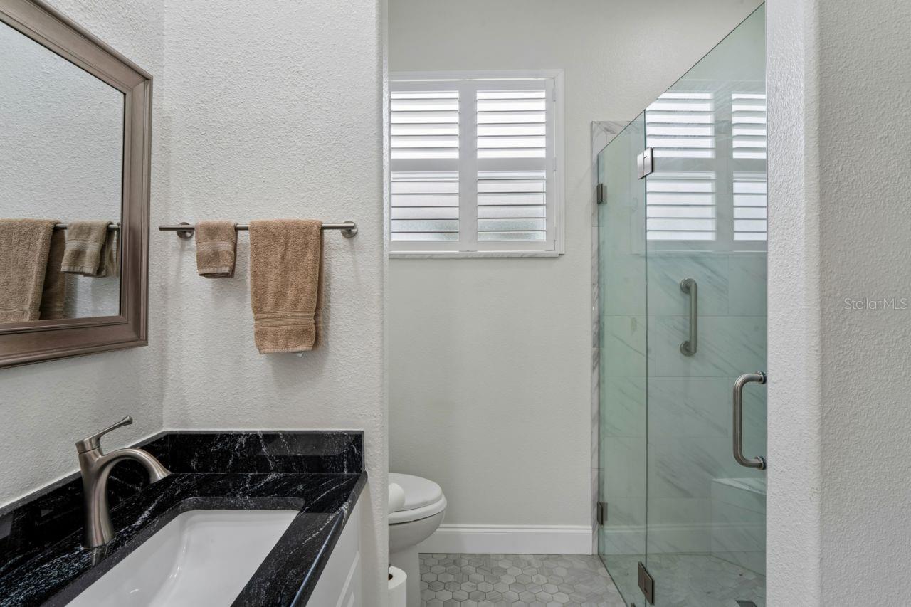 NATURAL LIGHT INCLUDED!